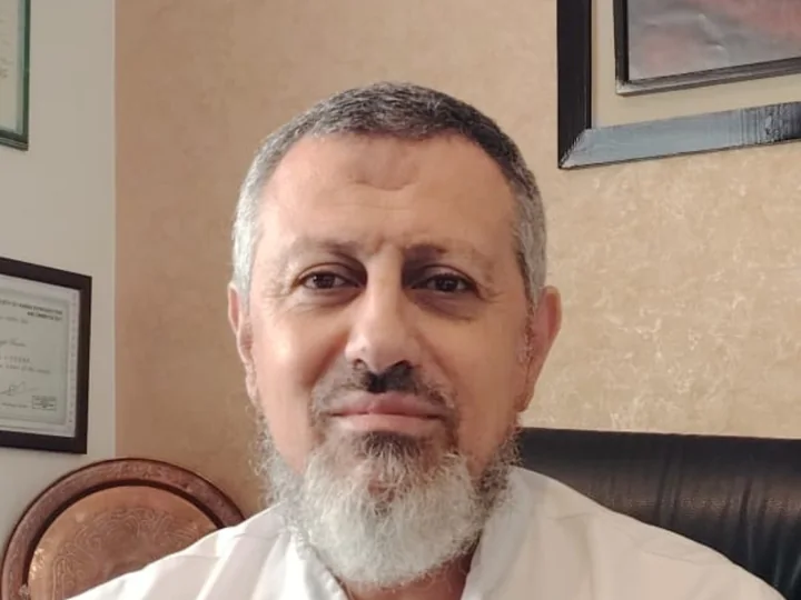 Le Dr Najib Boudra, gynécologue à Fès